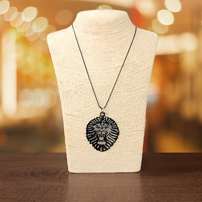 Bidriware Silver Inlay Lion Pendant